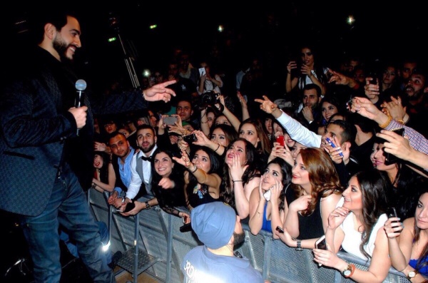 تامر حسني يقضي عيد الحب مع جمهوره في العاصمة السويدية استوكهولم تامر حسني يقضي عيد الحب مع جمهوره في العاصمة السويدية استوكهولم